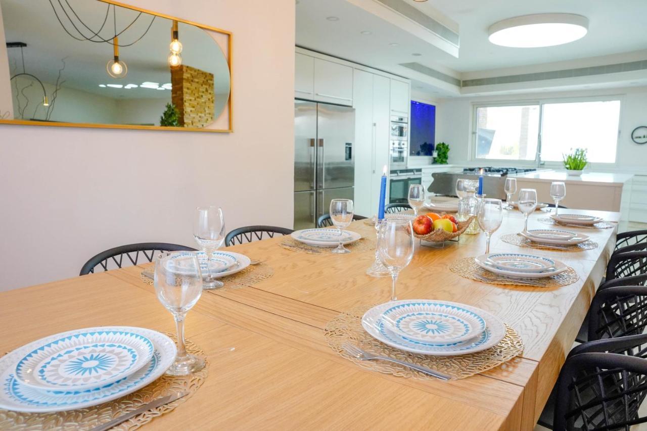 Апартаменты Yalarent Enorma Complex With Shared Heated Pool Эйлат Экстерьер фото